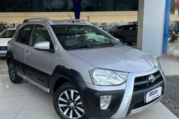 ETIOS CROSS