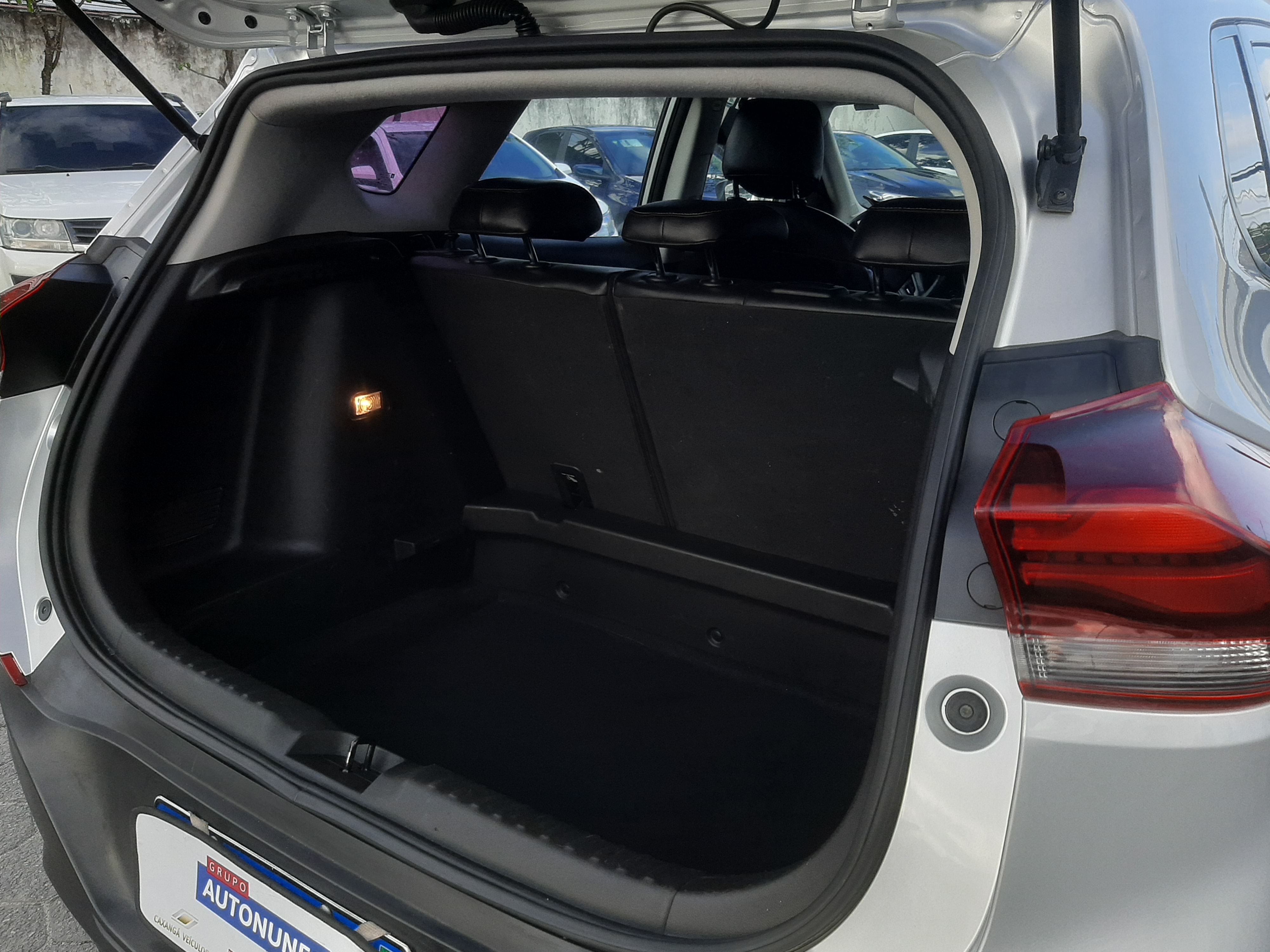 CHEVROLET TRACKER