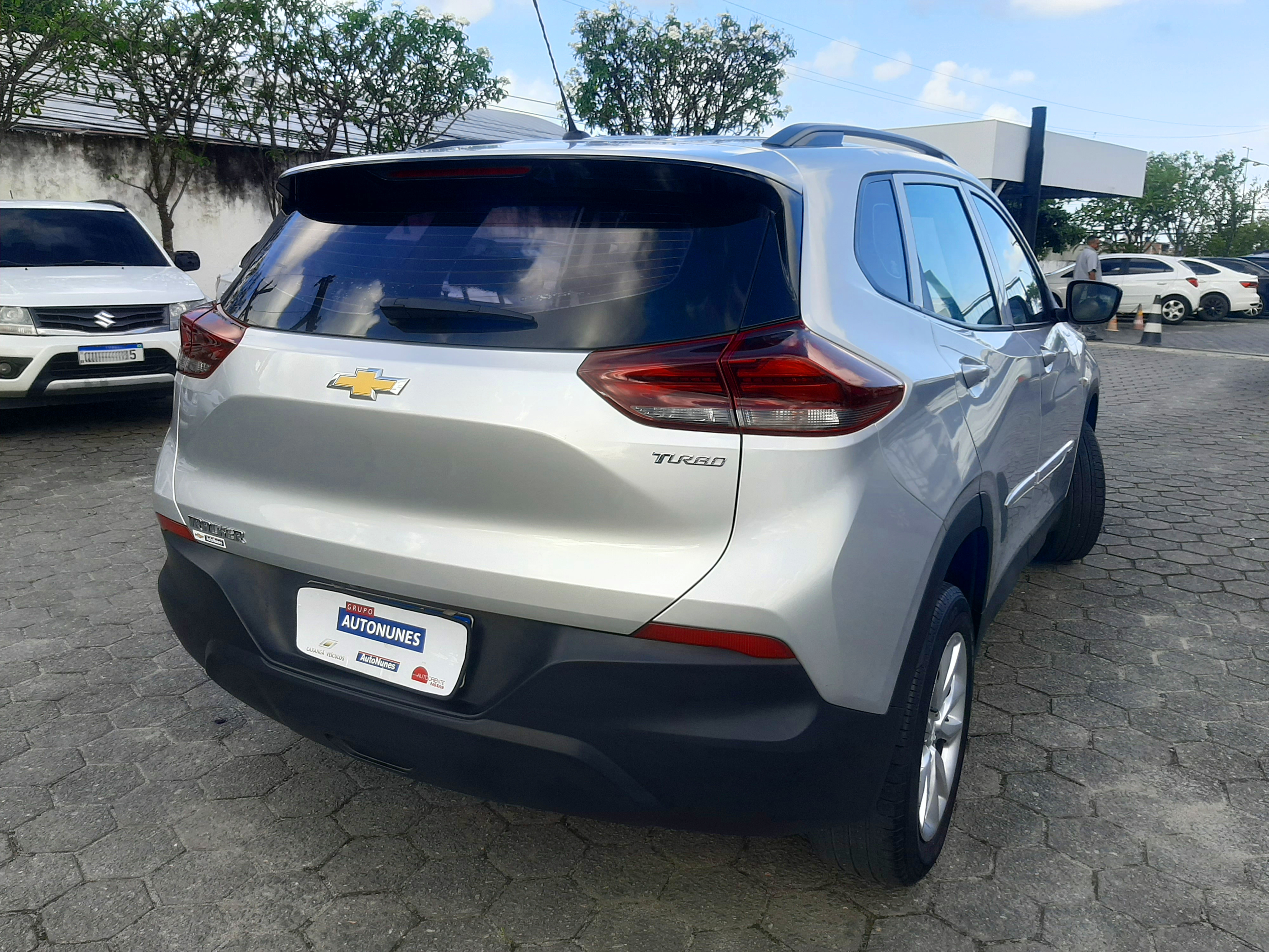 CHEVROLET TRACKER
