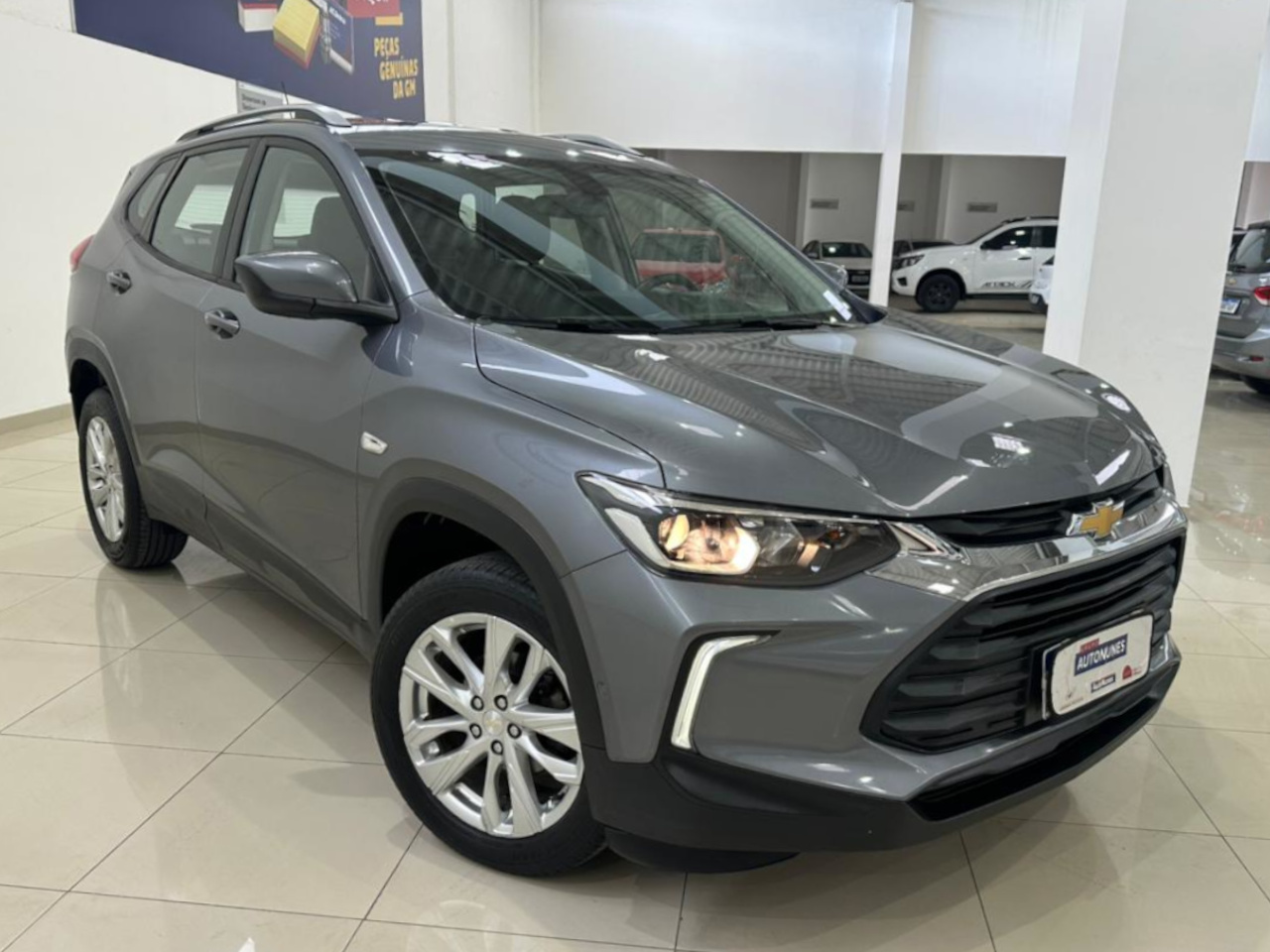 CHEVROLET TRACKER