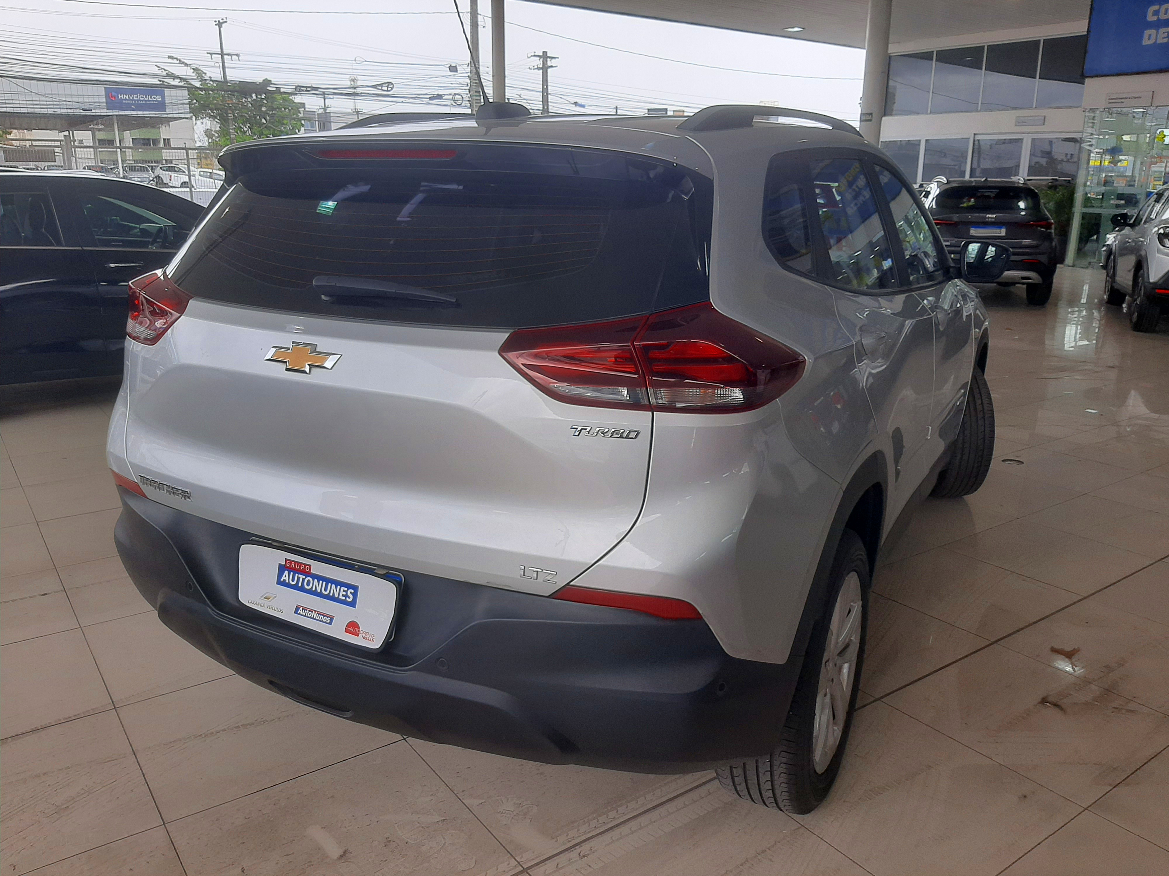 CHEVROLET TRACKER