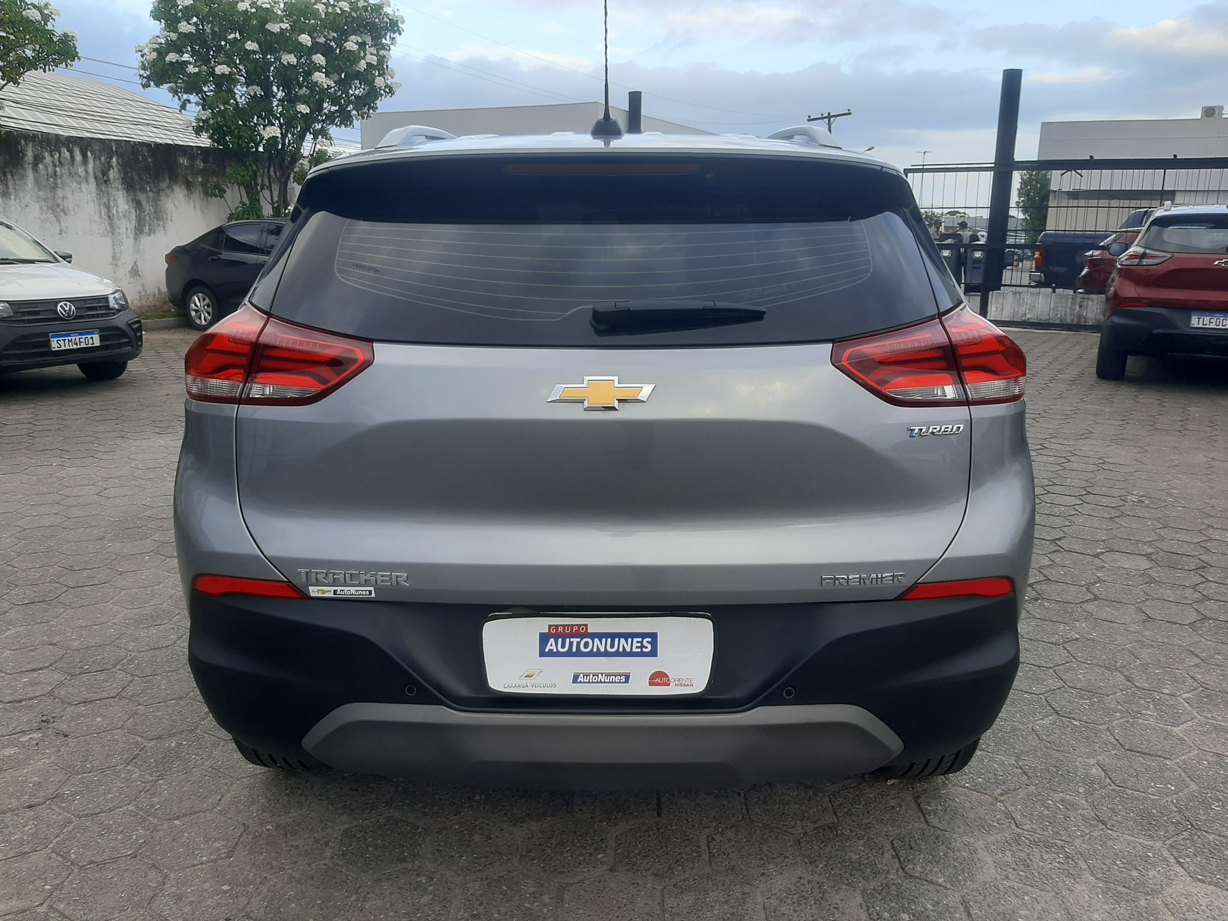 CHEVROLET TRACKER